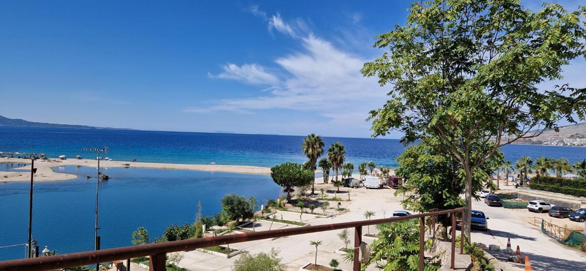 Sadet'S Penthouse Saranda Apartment ภายนอก รูปภาพ