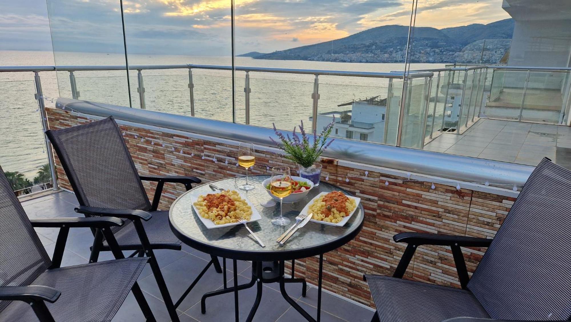 Sadet'S Penthouse Saranda Apartment ภายนอก รูปภาพ
