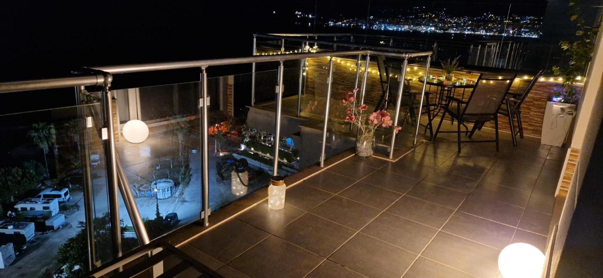 Sadet'S Penthouse Saranda Apartment ภายนอก รูปภาพ