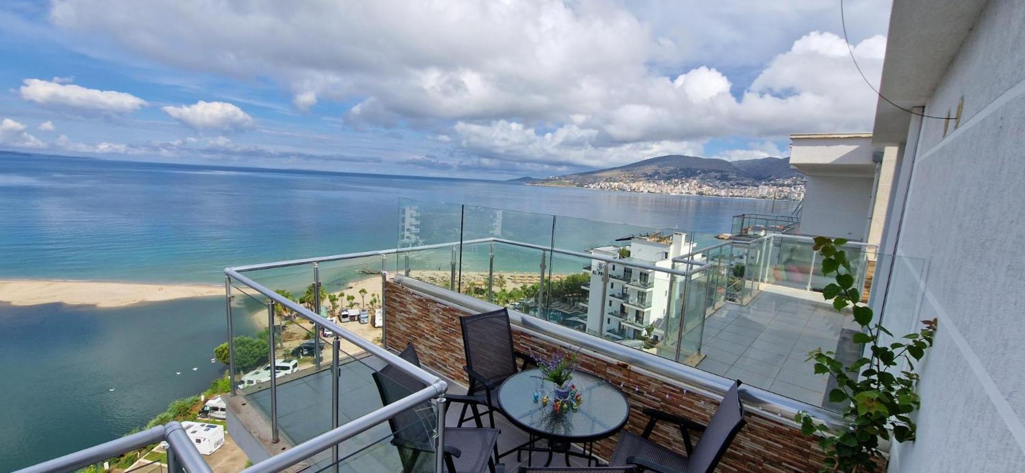 Sadet'S Penthouse Saranda Apartment ภายนอก รูปภาพ